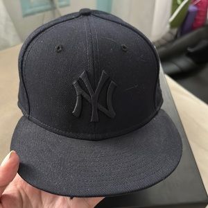Fitted Yankee Cap